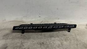 1493771-00-b Tesla 20-23 Model Y Front Right Fender To Bumper Mount Bracket Rh