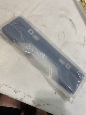 52114-42110 Toyota 2013-2018 Rav4 Front Bumper License Plate Bracket Holder