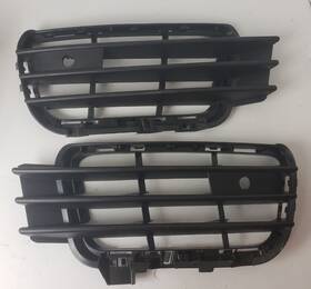 13467905 Volkswagen Bumper Grille Touareg 2011-2014 Set Of 2 Lh And Rh Textured Black
