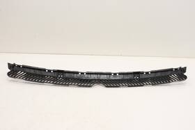 3cn807863 Volkswagen 2021 - 2026 Atlas Rear Bumper Center Support Bracket Oem