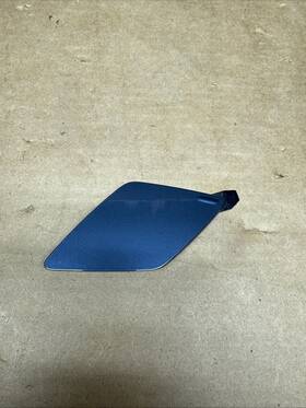 31425165 Volvo 18 19 20 21 Xc60 Front Tow Cover Oem Denim Blue