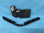 2013 - 2014 Ford Mustang Rear Left Driver Side Bumper Mount Bracket Set Oem 1470. Fixed Price $39.00.