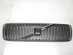 1999-2003 Volvo S80 Front Upper Grille Assembly 9154736 *emblem Is Cracked. Fixed Price $71.25.
